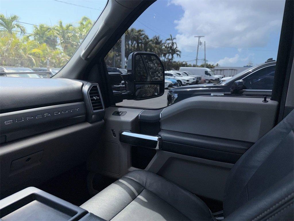 Ford F-250Sd Xlt 4Wd Crew Cab - Thumbnail 3