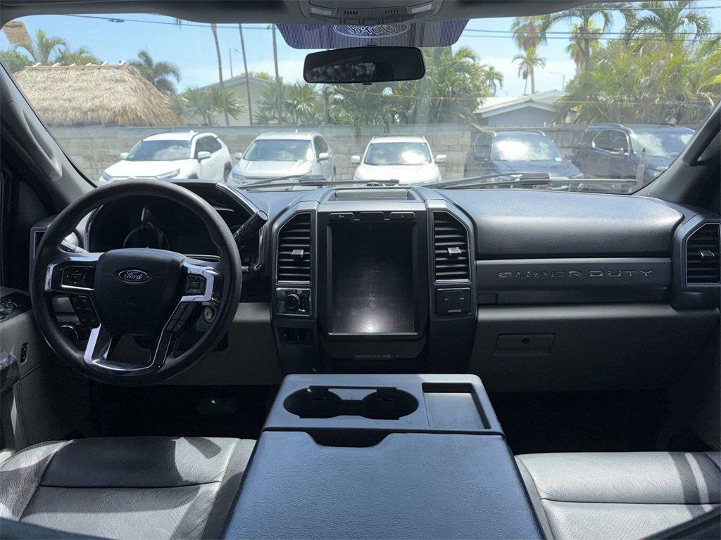 Ford F-250Sd Xlt 4Wd Crew Cab - Thumbnail 2