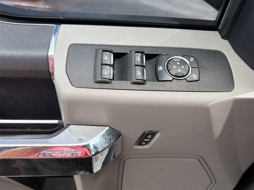 Ford F-250Sd Xlt 4Wd Crew Cab - Thumbnail 16