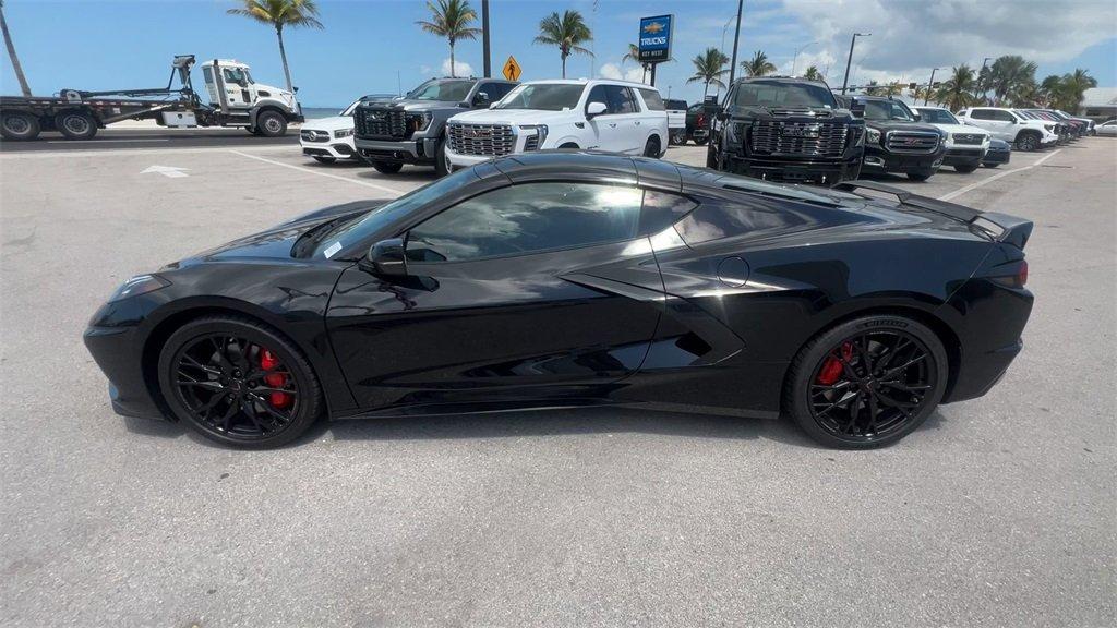 Chevrolet Corvette Stingray Rwd - Thumbnail 6