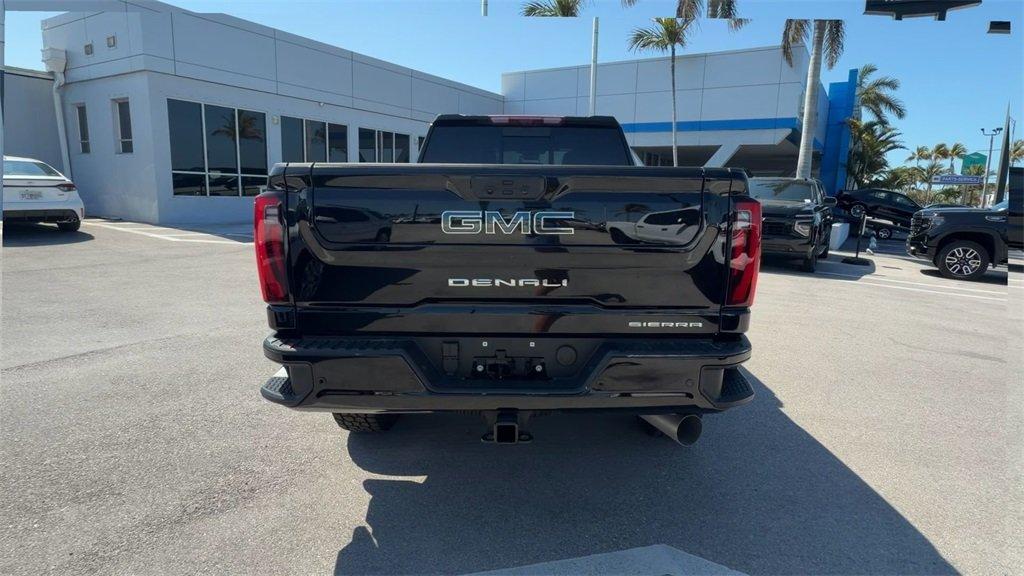 Gmc Sierra 2500Hd Denali Ultimate 4Wd Crew Cab - Thumbnail 10