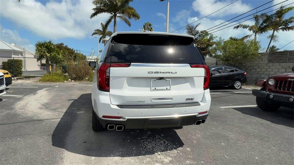 Gmc Yukon Xl Denali 4Wd - Thumbnail 8