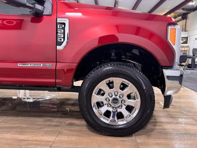 FORD F250 SUPER DUTY CREW CAB - Thumbnail 4