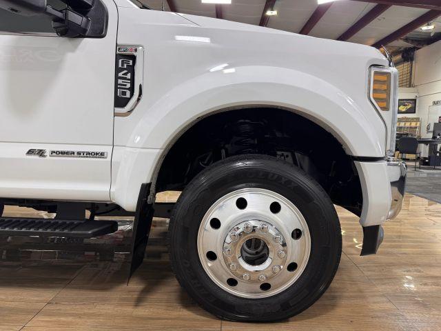 FORD F450 SUPER DUTY CREW CAB - Thumbnail 4