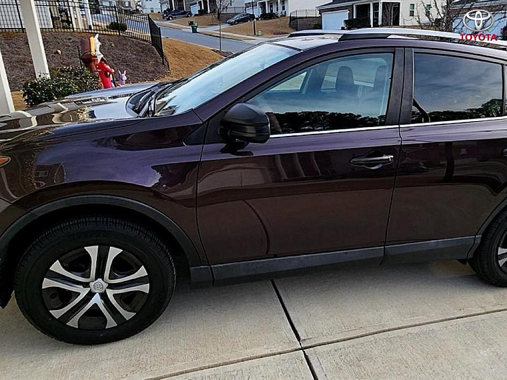 Toyota RAV4 - View 1