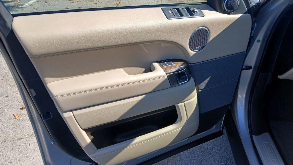 Land Rover Range Rover Sport - Thumbnail 17