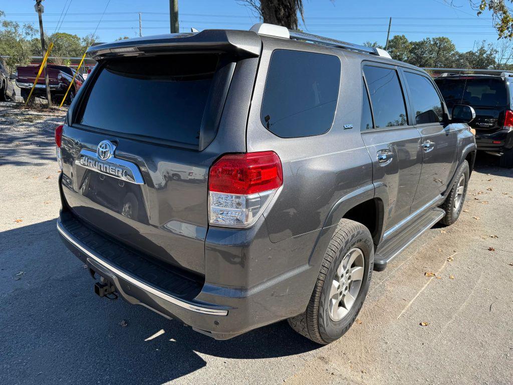 Toyota 4Runner - Thumbnail 9