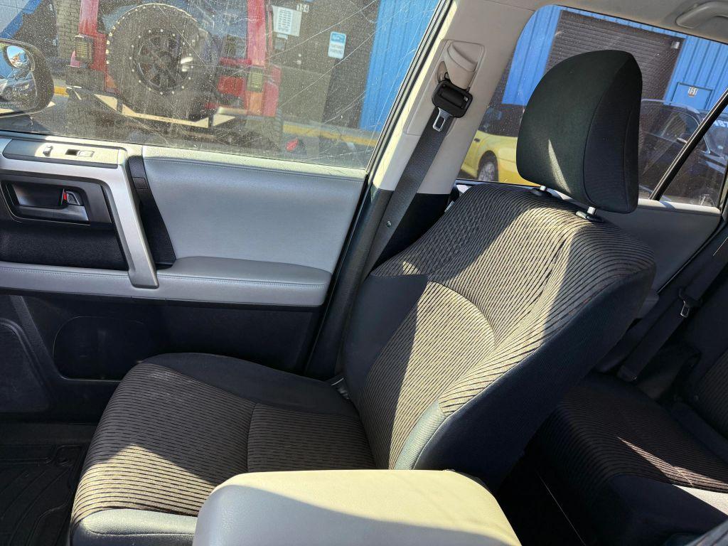 Toyota 4Runner - Thumbnail 19