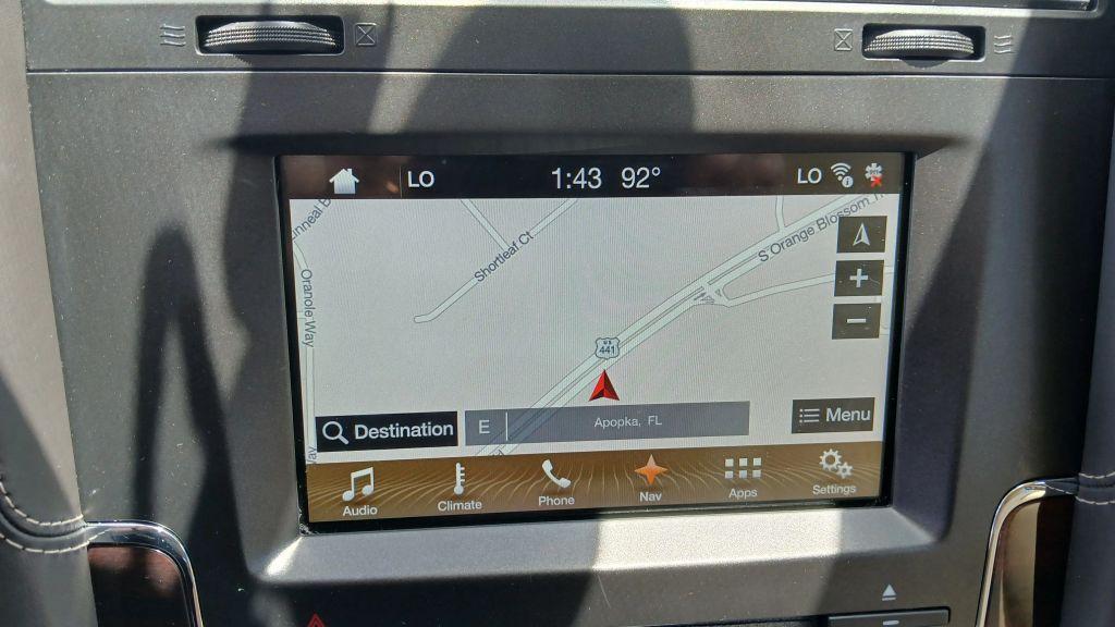 Lincoln Navigator L - Thumbnail 5