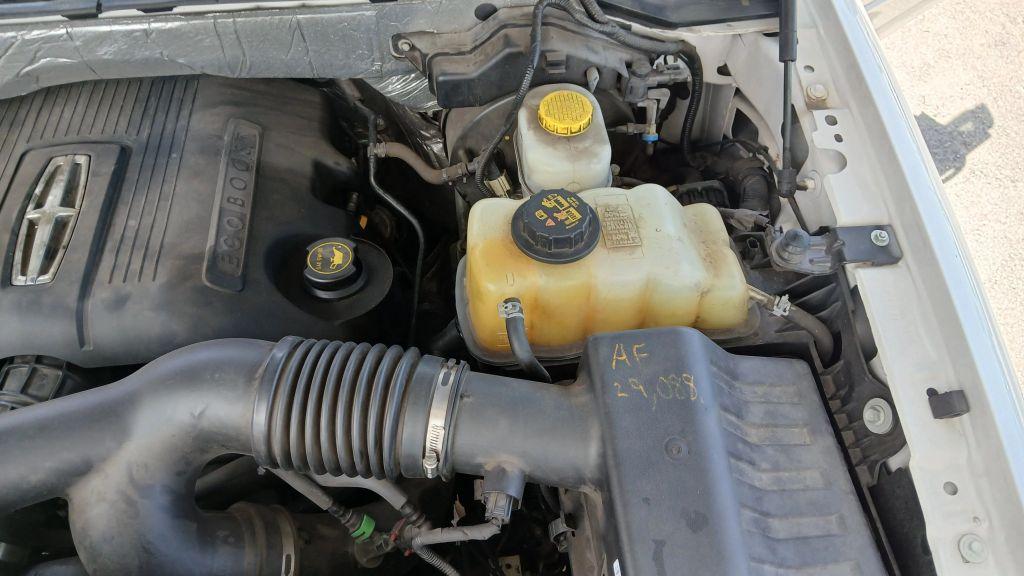 Lincoln Navigator L - Thumbnail 16