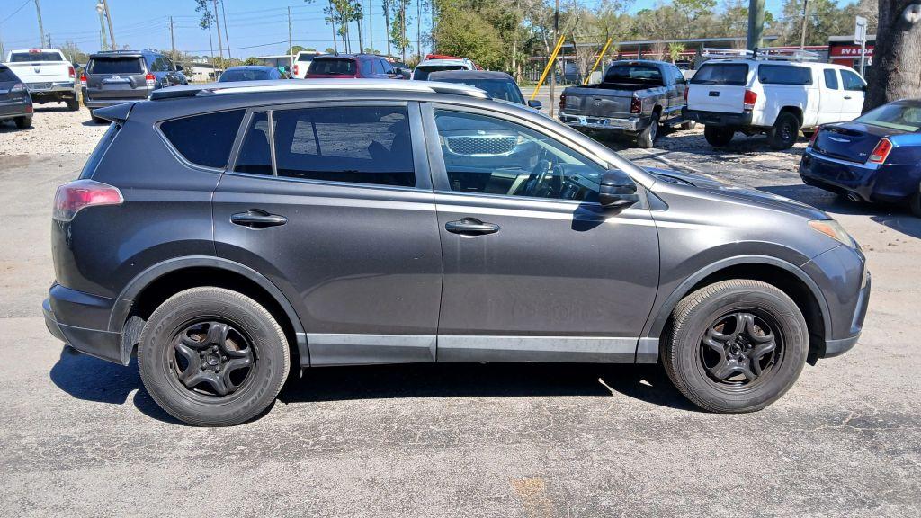 Toyota Rav4 - Thumbnail 12