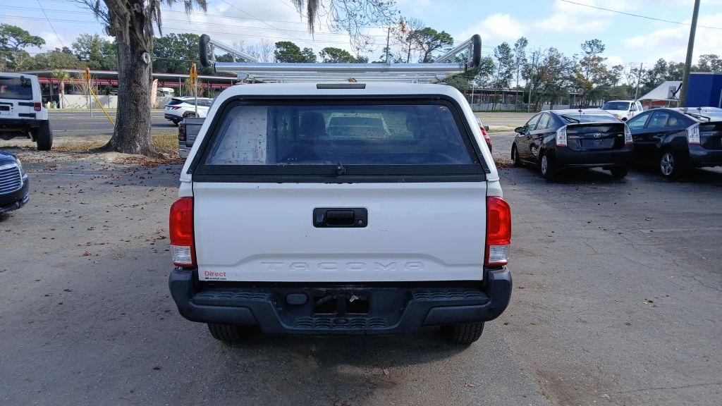 Toyota Tacoma Access Cab - Thumbnail 10