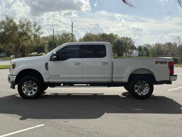 Ford F250 Super Duty Crew Cab - Thumbnail 8