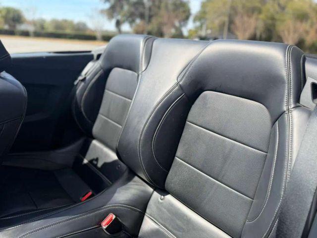 Ford Mustang - Thumbnail 6