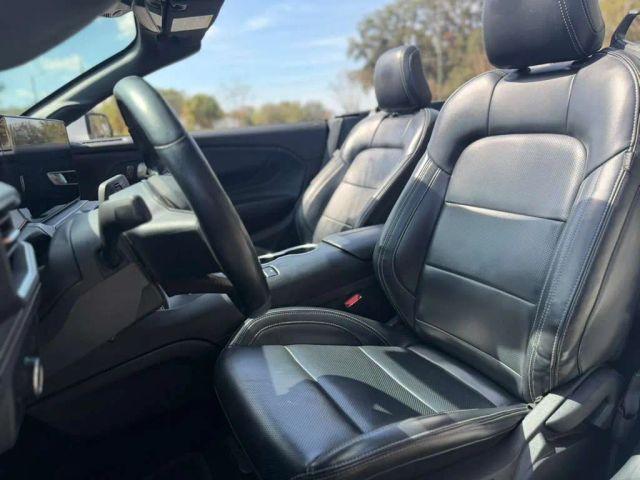 Ford Mustang - Thumbnail 5