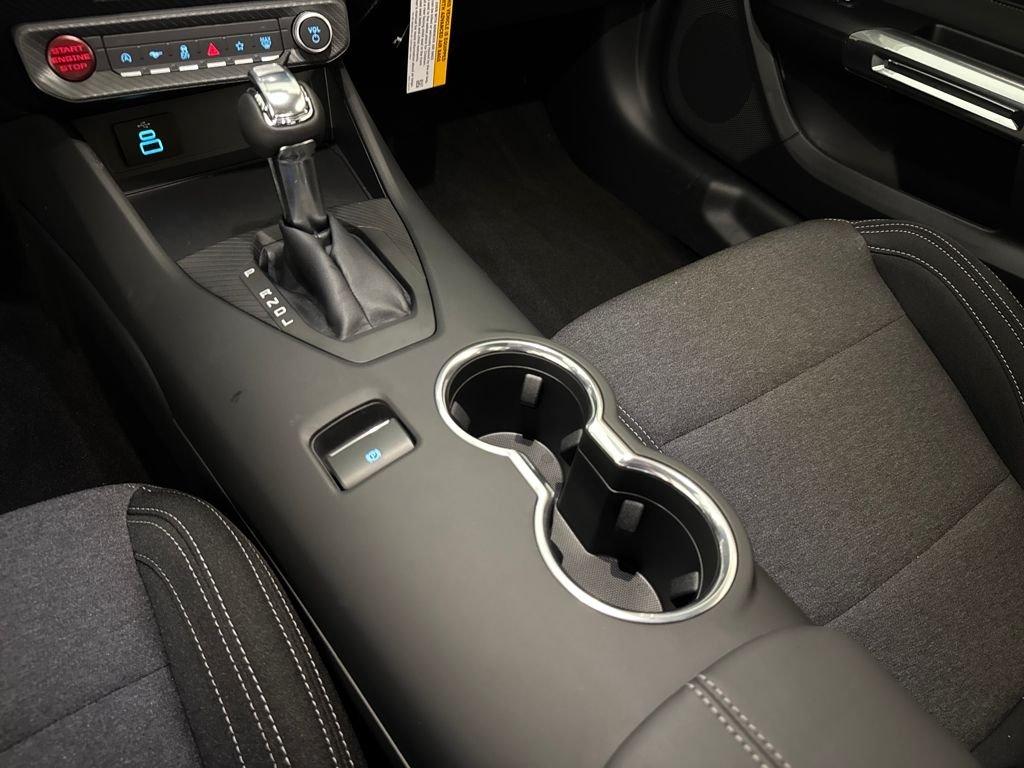 Ford Mustang Ecoboost Rwd 2D Coupe - Thumbnail 17