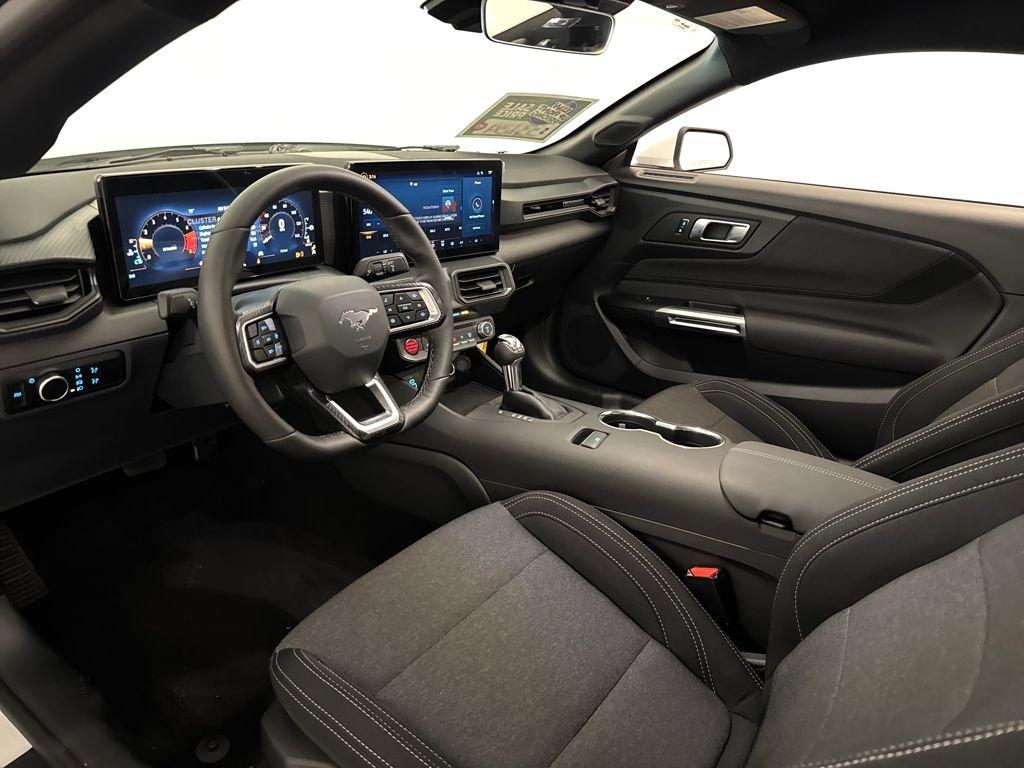 Ford Mustang Ecoboost Rwd 2D Coupe - Thumbnail 8