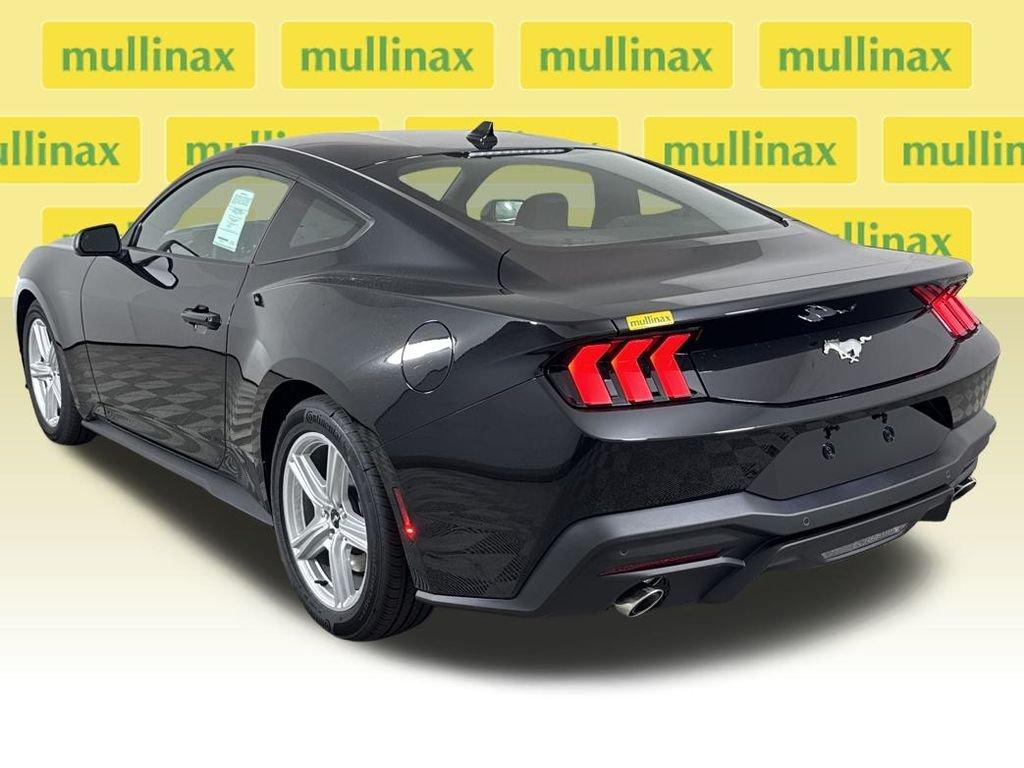 Ford Mustang Ecoboost Rwd 2D Coupe - Thumbnail 6