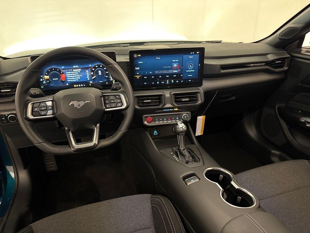 Ford Mustang Ecoboost Rwd 2D Coupe - Thumbnail 8