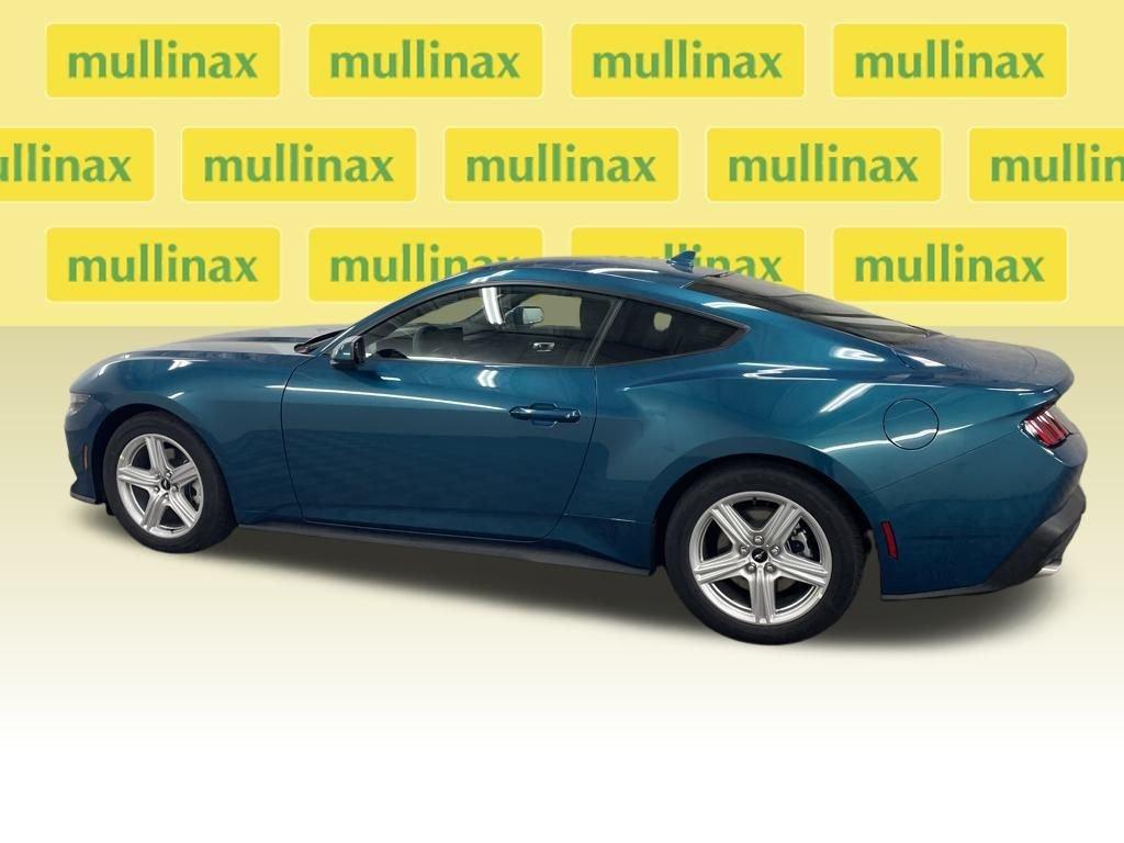 Ford Mustang Ecoboost Rwd 2D Coupe - Thumbnail 11