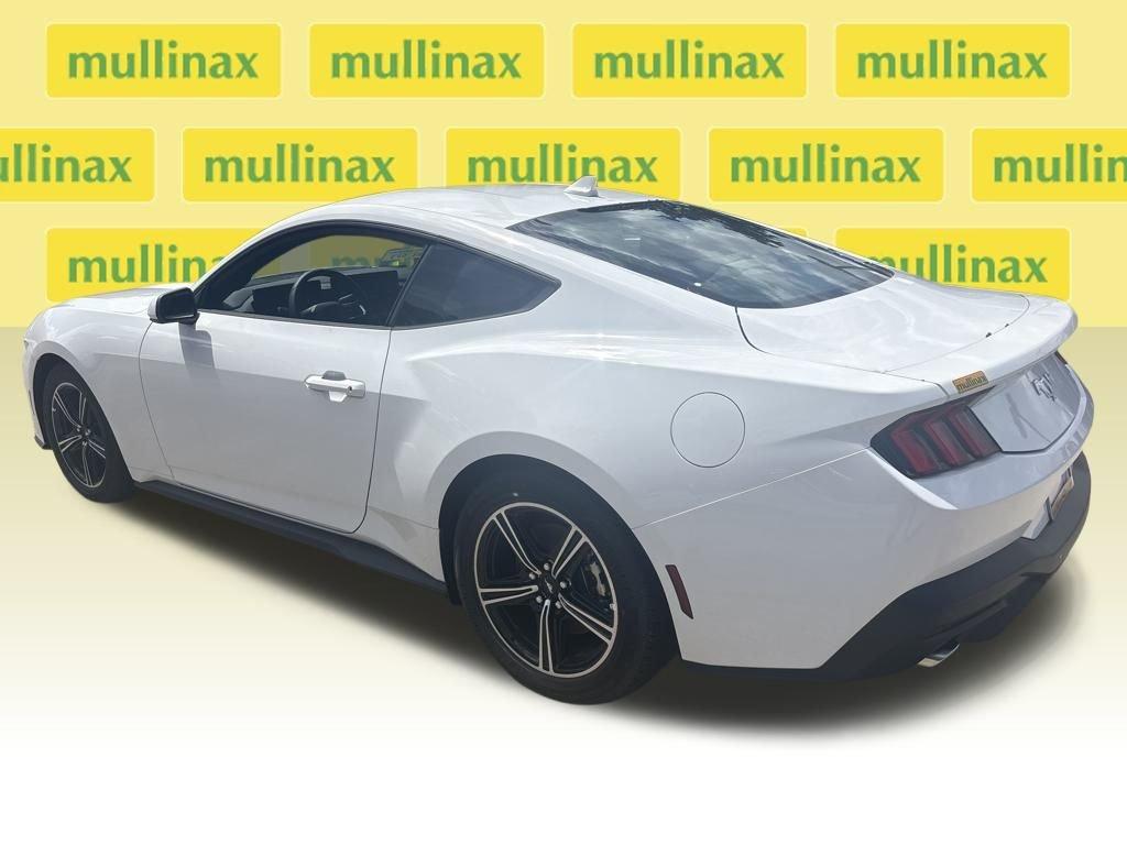 Ford Mustang Ecoboost Rwd 2D Coupe - Thumbnail 10