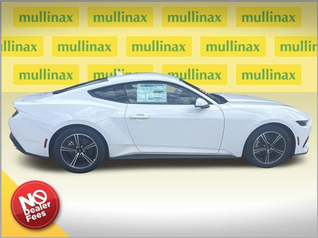 Ford Mustang Ecoboost Rwd 2D Coupe - Thumbnail 3