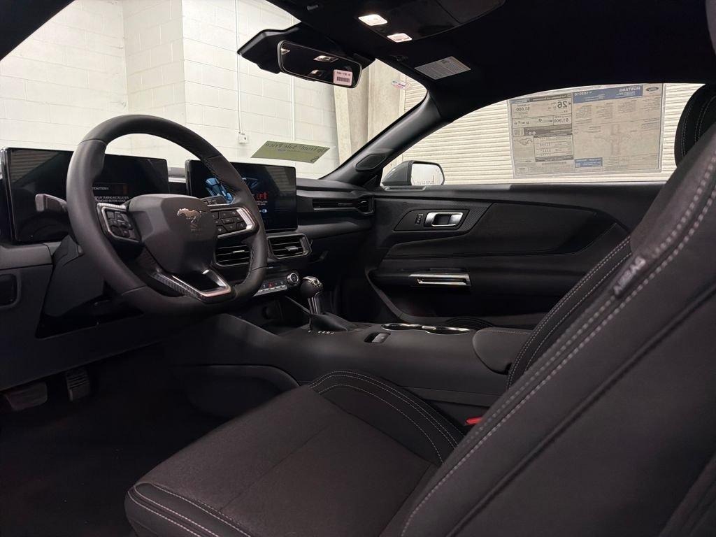 Ford Mustang Ecoboost Rwd 2D Coupe - Thumbnail 8