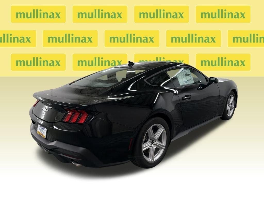 Ford Mustang Ecoboost Rwd 2D Coupe - Thumbnail 5