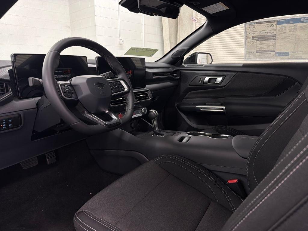 Ford Mustang Ecoboost Rwd 2D Coupe - Thumbnail 8