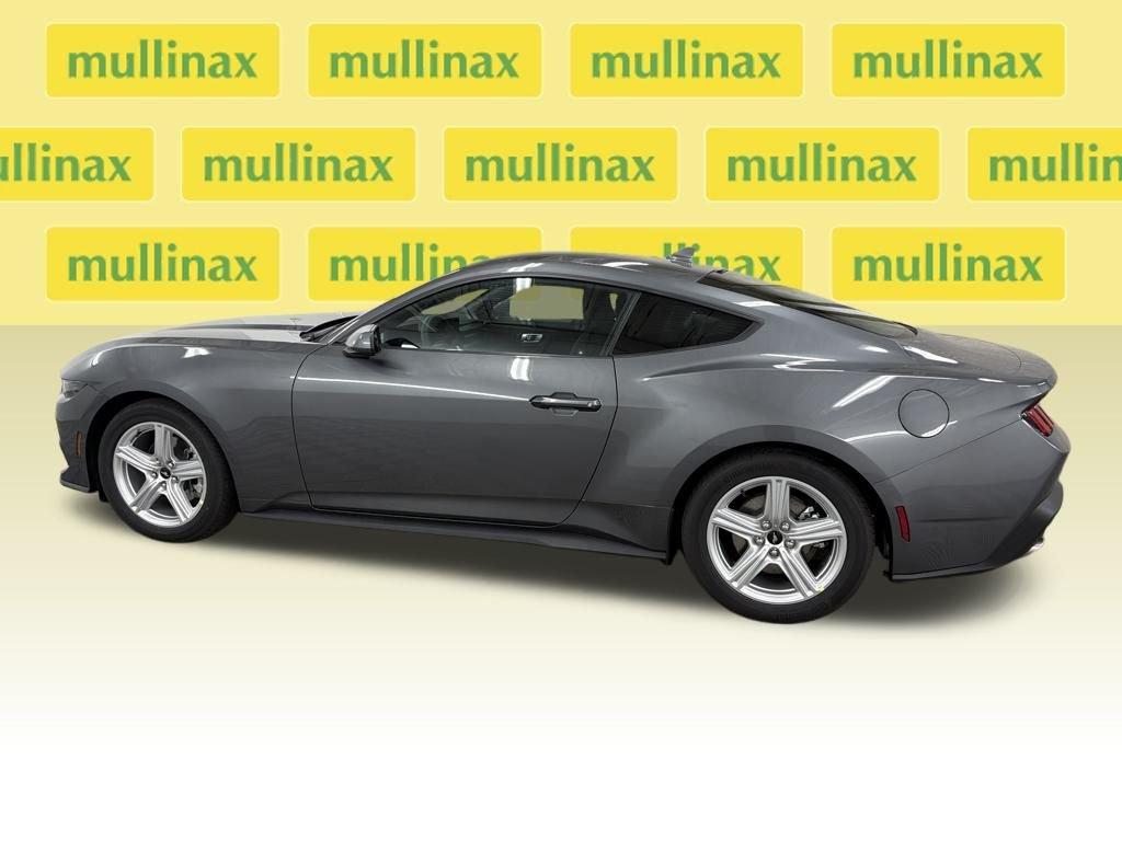 Ford Mustang Ecoboost Rwd 2D Coupe - Thumbnail 12