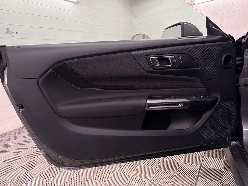 Ford Mustang Ecoboost Rwd 2D Coupe - Thumbnail 17