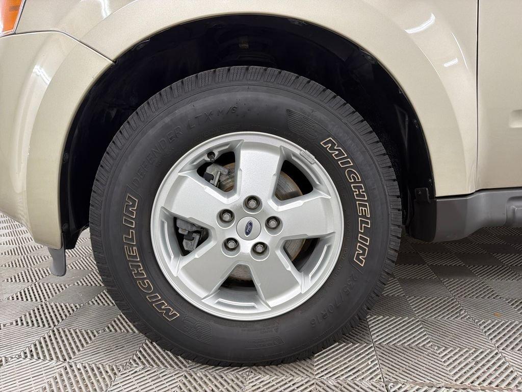 Ford Escape Xls Fwd 4D Sport Utility - Thumbnail 10