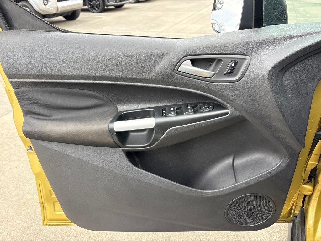 Ford Transit Connect Xlt Fwd 4D Wagon - Thumbnail 15