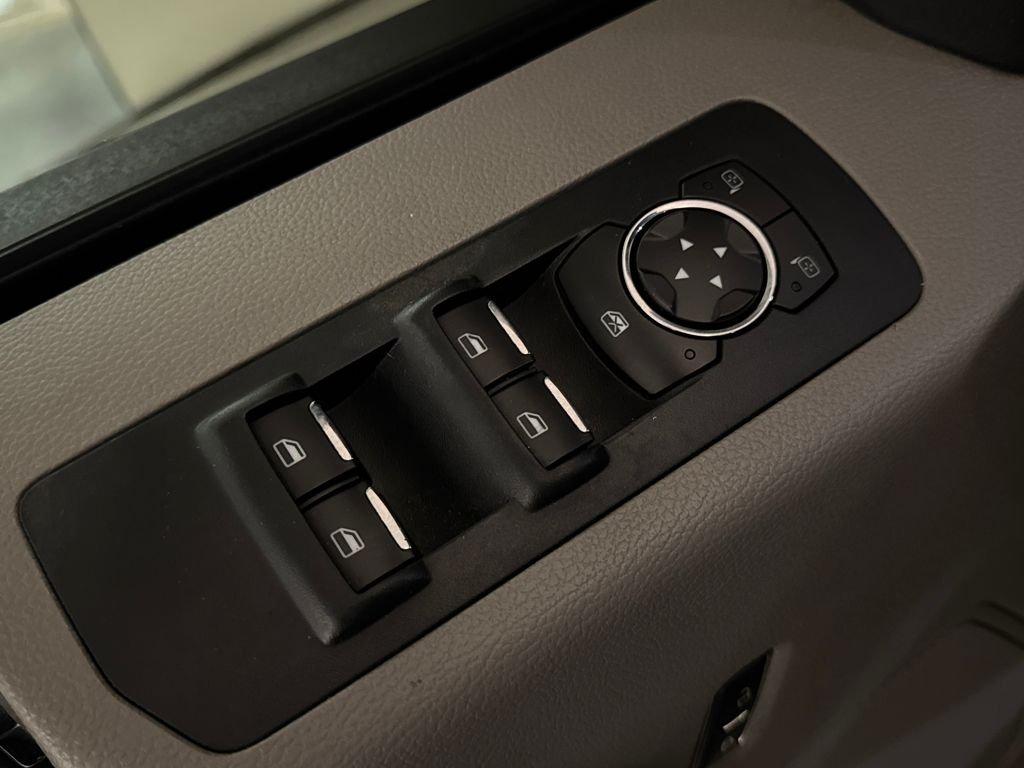 Ford F-150 Xlt Rwd Super Cab - Thumbnail 16