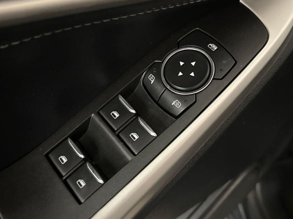 Ford Explorer Xlt Rwd 4D Sport Utility - Thumbnail 14