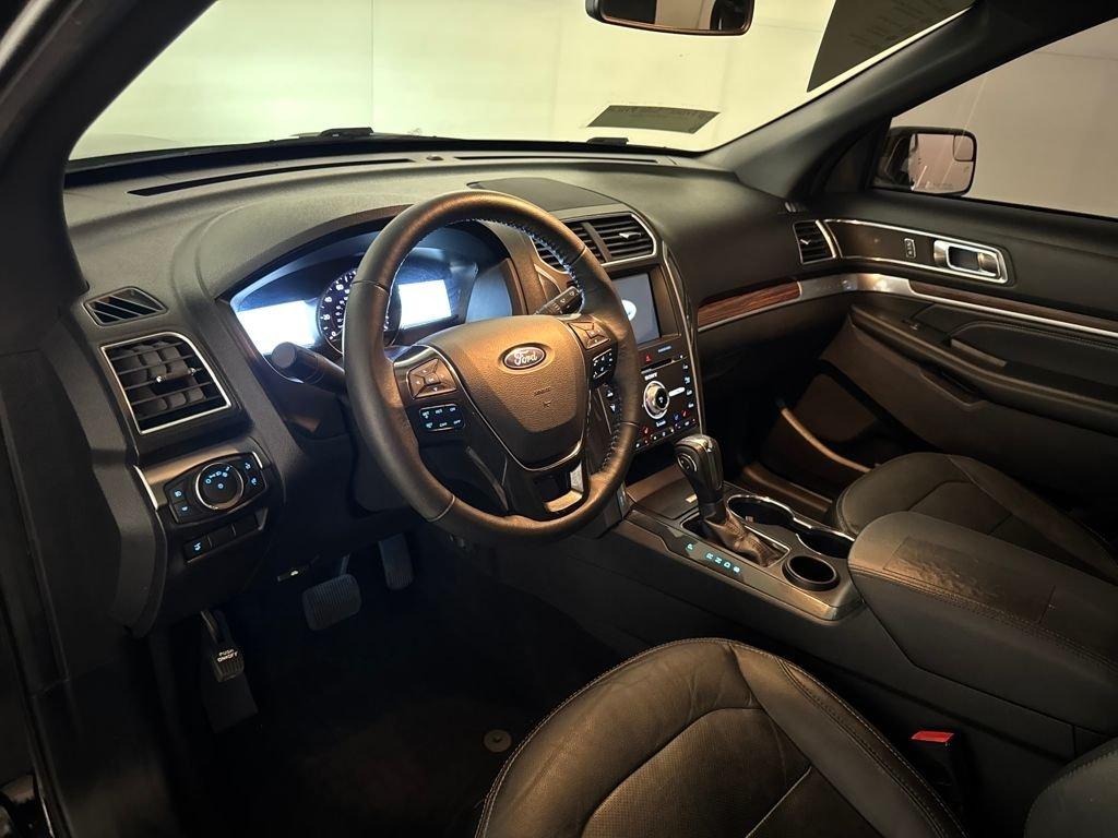 Ford Explorer Limited Fwd 4D Sport Utility - Thumbnail 7