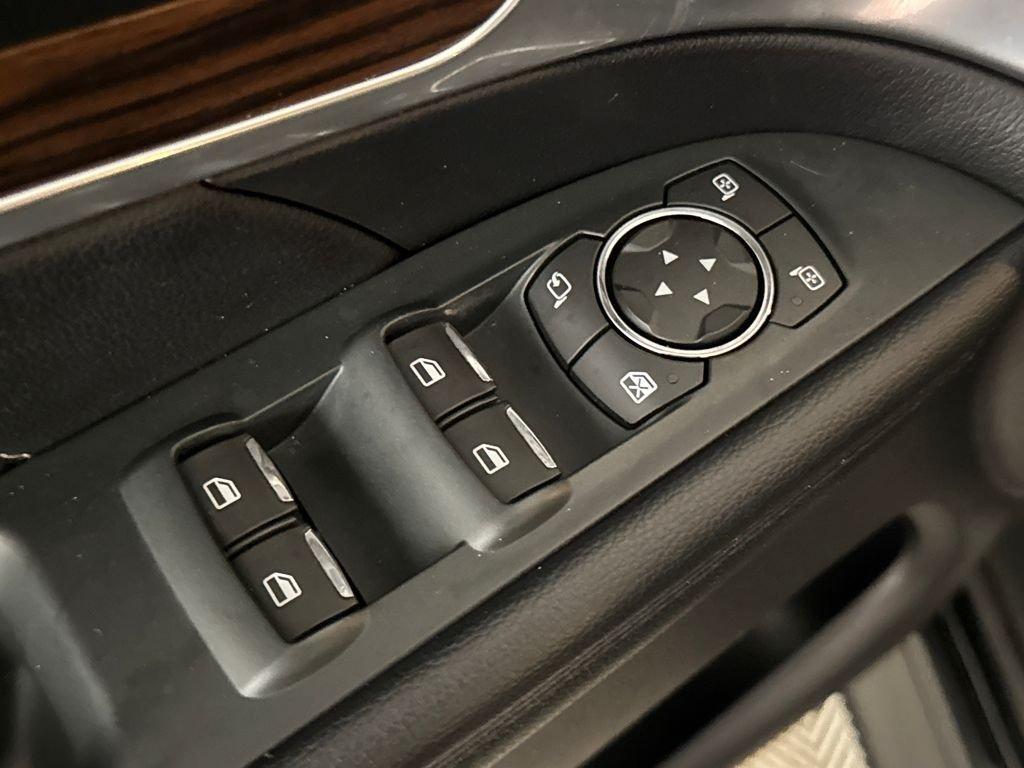 Ford Explorer Limited Fwd 4D Sport Utility - Thumbnail 17