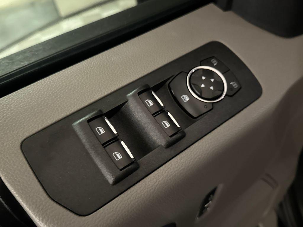 Ford F-150 Xl 4Wd 4D Supercrew - Thumbnail 18