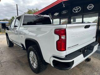 Chevrolet Silverado 2500 Hd Crew Cab - Thumbnail 9