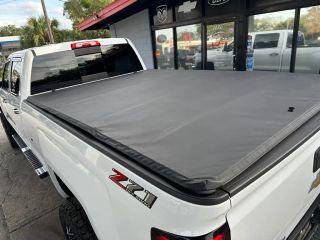 Chevrolet Silverado 2500 Hd Crew Cab - Thumbnail 3