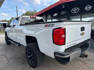 Chevrolet Silverado 2500 Hd Crew Cab - Thumbnail 9