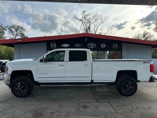 Chevrolet Silverado 2500 Hd Crew Cab - Thumbnail 8