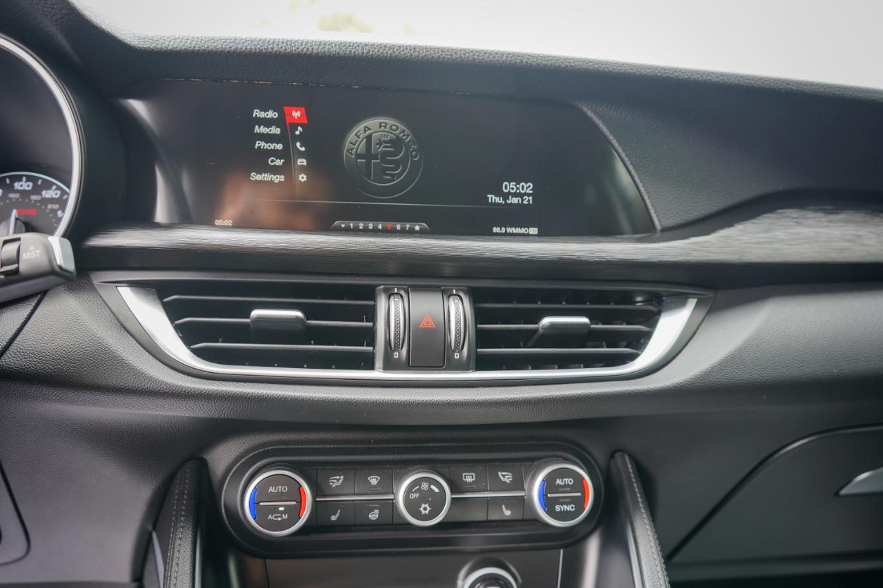 Alfa Romeo Stelvio - Thumbnail 13