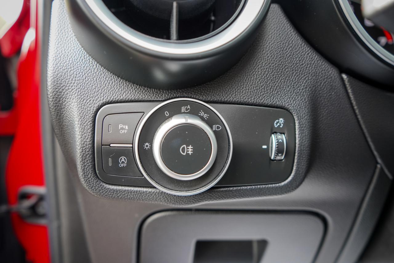 Alfa Romeo Stelvio - Thumbnail 16