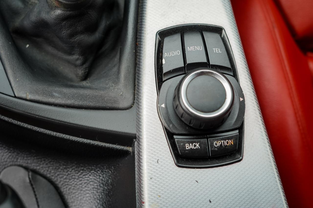 Bmw 3-Series - Thumbnail 15