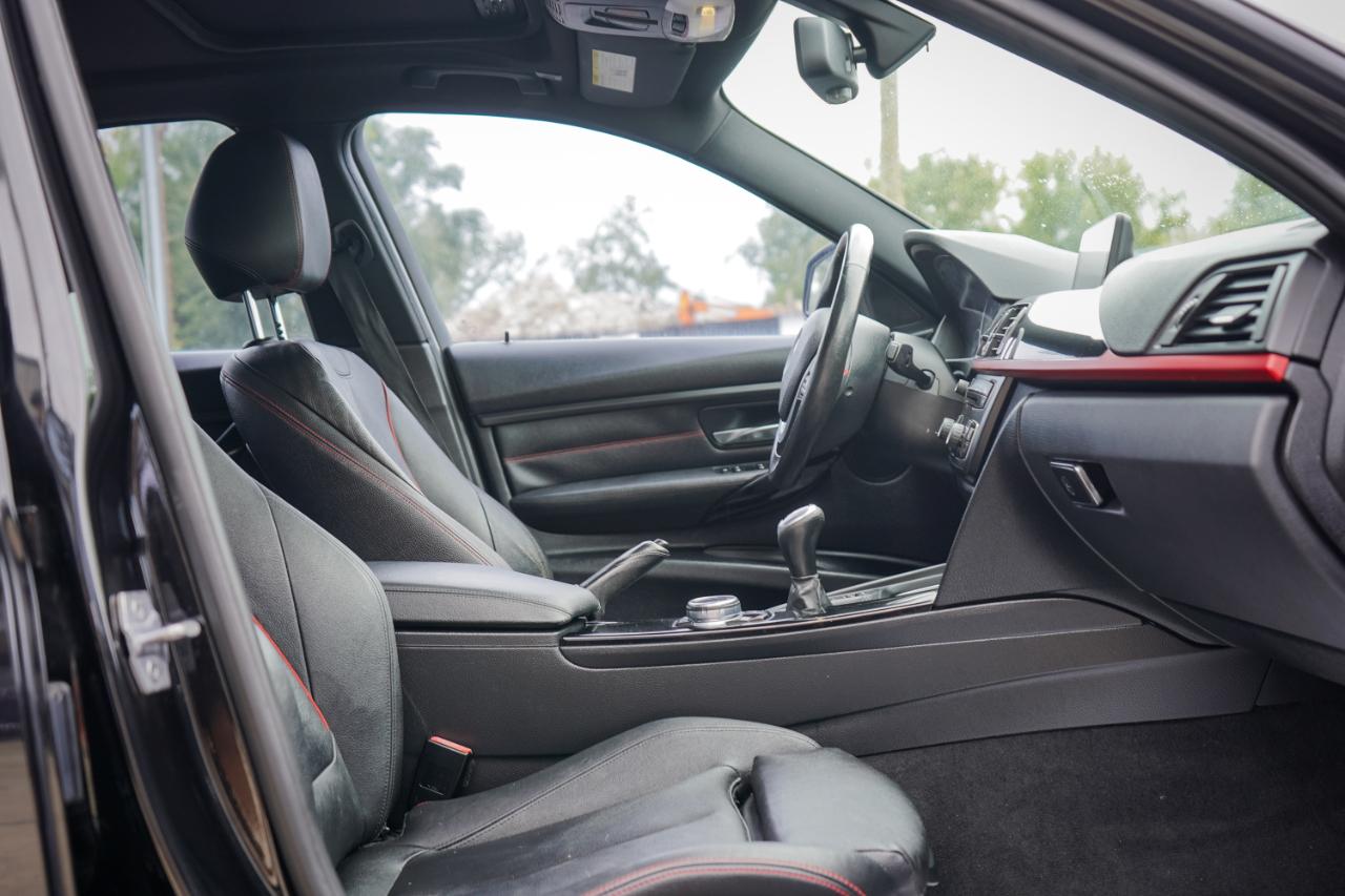 Bmw 3-Series - Thumbnail 9