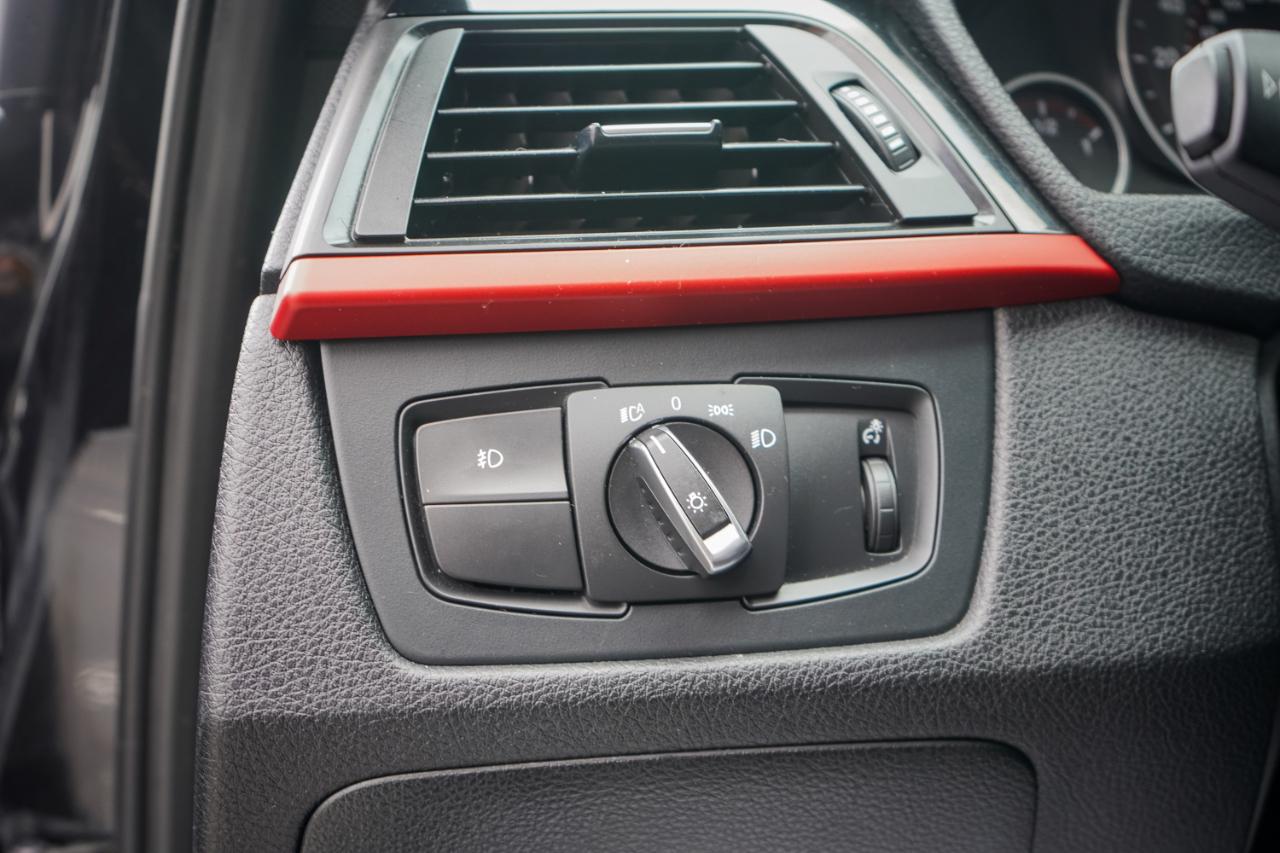 Bmw 3-Series - Thumbnail 15