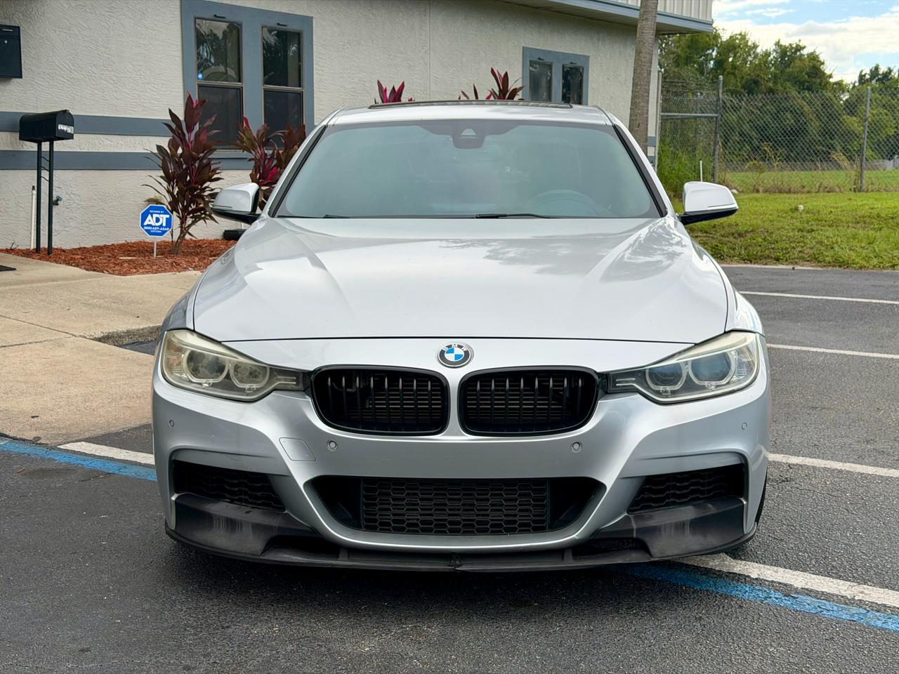 Bmw 3-Series - Thumbnail 3