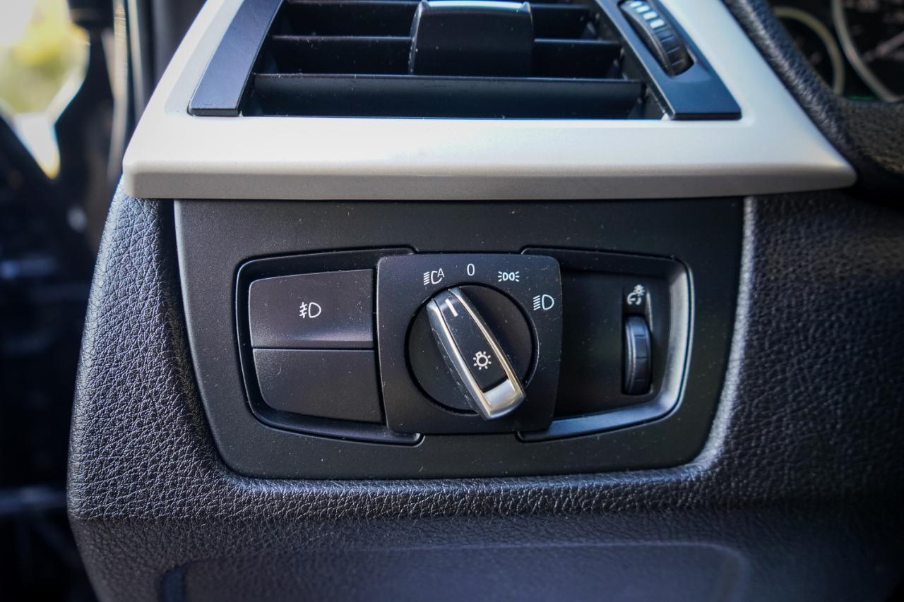 Bmw 3-Series - Thumbnail 15