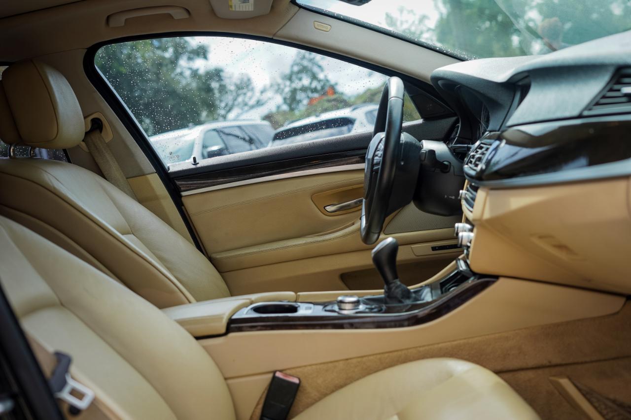 Bmw 5-Series - Thumbnail 7